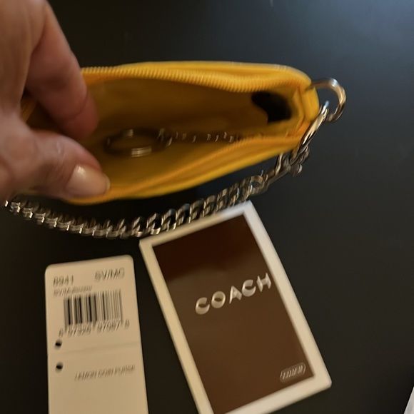 NWT COACH LEMON WRISTLET/CARD IR MONEY CASE/KEYRING - Picture 2 of 7